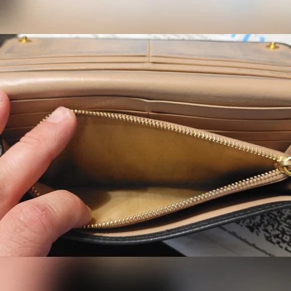 Prada Midnight Leather Wallet - Picture 7 of 10